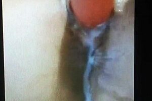 用我的假阳具激烈自慰