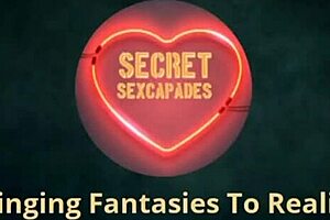 Massaging Stepmom's Big Ass and Fingering Wet Pussy Makes Her Cum