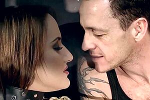 Busty ebony chick enjoys sensual massage