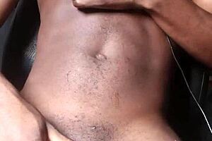 Check out this amateur big black cock 😍