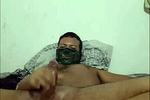 i'm masturbatin for a long tyme in this second part