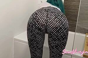 Afternoon delight: Nude cleaning maid gets creampied