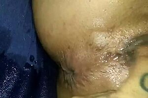 learn to fuck a woman with shaved pussy squirting 😍