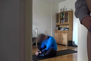 my stepsister watches me masturbate her pussy