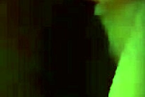 mi cuñada me envía video modelando su cuerpo