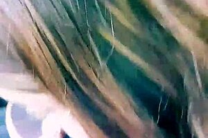 compañera me pide que la lleve pero a cambio tiene que chuparme la pija