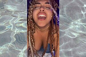 This comic hotel vlog features Gorda Juliana Costa getting her fat ass pounded