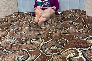 Juicy Homemade Pussy Close-Up Masturbation to Orgasm