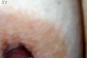 European wife in casal nacama69 masturbates while her husband watches voyeuristically.