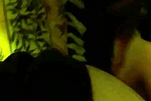 Old amateur helps me ejaculate with small cock