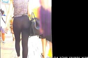 Look at that hot bubble ass in public yoga!