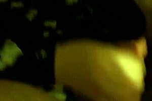 Old amateur helps me ejaculate with small cock