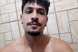 Friend's boyfriend came in my mouth