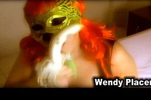 Wendy Placer from El Salvador performs deep throat