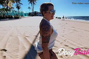 Fui para praia com minha amiga e veja no que deu