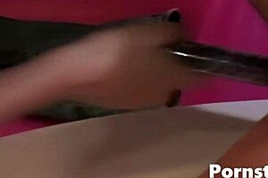 Ashley Doll Fingers Herself In Retro 70s Scene