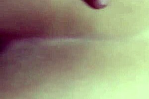 Venezuelan amateur latina shows off her big ass