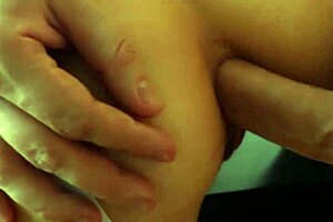 Teen Moans For Cum On Shaved Pussy With Hairless Action