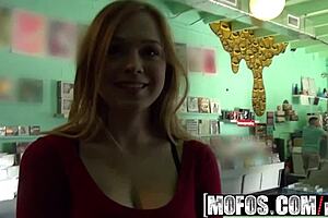 Mofos - She's a Freak - Backroom Teen 18+ Audition with Alaina Fox