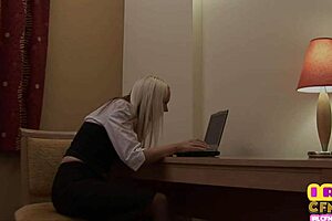 Amateur Babe In Stockings Gets Fucked