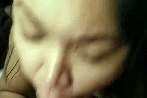 Intense Asian Deepthroat by Amateur Girlfriend