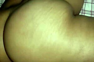 Mature Housewife Unboxes New Panties And Sex Toys For Masturbation Session