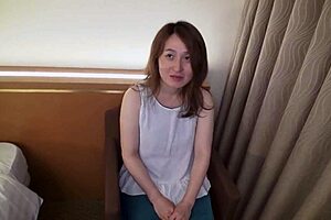 Do you want big-tits mature Ryoko Hayami in naked apron?