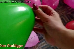 Balloons and Stockings Mesmerize in Bathroom Fetish