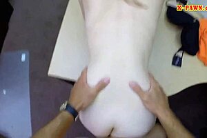 Watch this glasses-wearing amateur get railed in POV