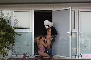 Latina brunette teen with small tits gets her ass fucked and cumshot during apartment move