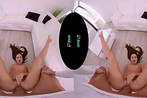 Vrhush Vinna Reed loves POV sex where a girl does not have pubic hair