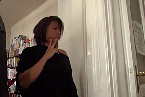 Trashy cutie receives monster cock facial