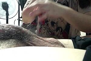 Filipina Girlfriend Delivers Mind-Blowing Blowjob in Homemade Asian Clip