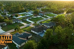 Pov neighbor Alyssa Bounty chats casually