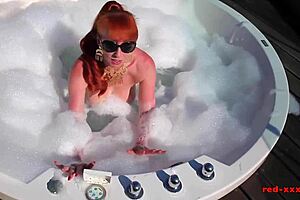 reds sizzling sun drenched finger fuck outdoors