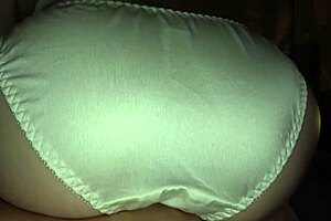 射精が止まらない！超気持ちイイ美女手コキ！4 完全主観で極上手コキ　乳首舐め・フェラ・パイズリ　尻コキ・素股からの手コキ発射！ part4 https bit ly 3xdfsd4