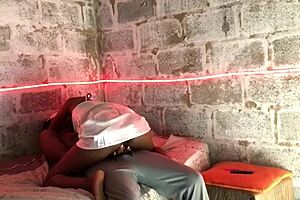 Maznsi Babe Riding Dick In Amateur Ebony Scene