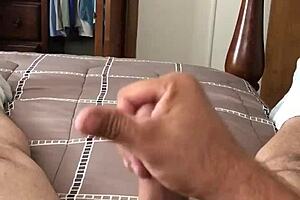 Men perform detailed cumshot scenes