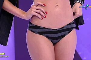 which lingerie parade features the sexiest models? top 17 hottest ones