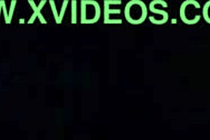 Sex in the car with amateurs 😏