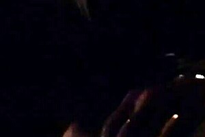 Sex in the car with amateurs 😏