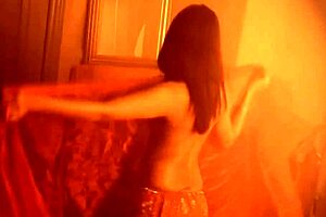 Indian Milf Performs Exotic Moves