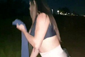 praia walk turns into intimate friend encounter