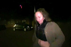 Twerking amateur girlfriend strips and starts masturbating in public