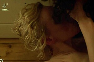 Desiree Akhavan and Maxine Peake Ignite Lesbian Desire in The Bisexual Scene!