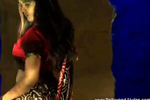 Seductive Indian Ritual! Teasing Dance And Seduction!