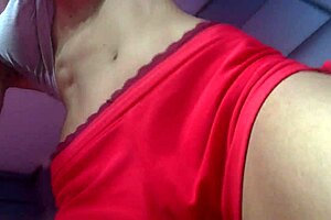 gina gerson exercising at gym in webcam session