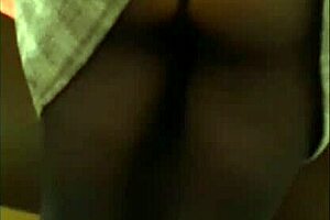 italian mature woman models black nylons in leggings