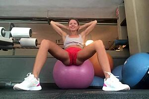 gina gerson exercising at gym in webcam session