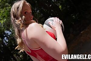 Sizzling hardcore blowjob and big ass scenes with tiny ratio superstar